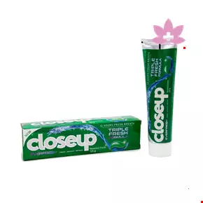 Icy White Menthol Brust Toothpaste Closeup